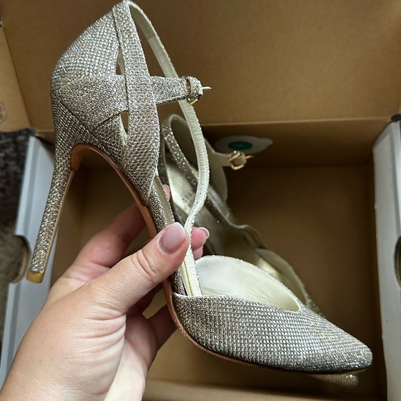 Stuart Weitzman pointed rhinestone heel - Picture 8 of 8